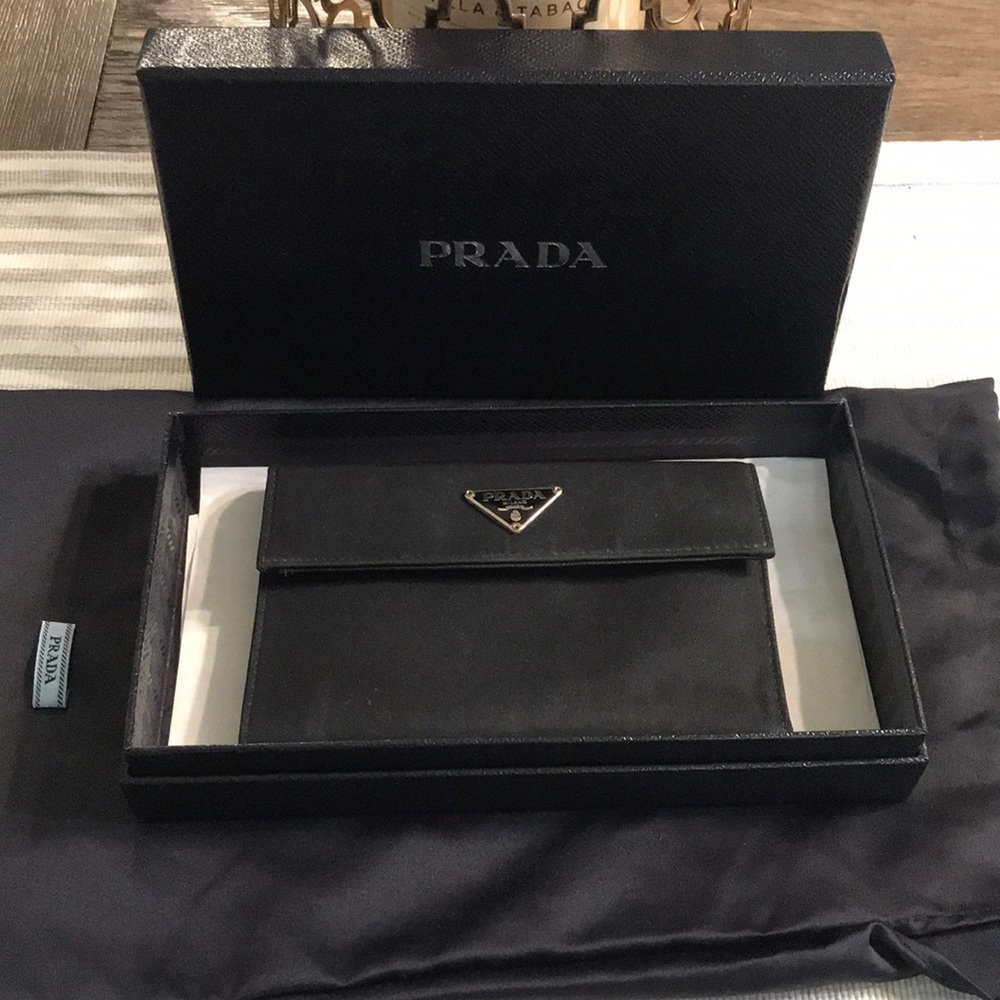 Authentic EUC Prada wallet